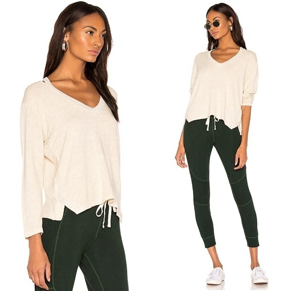 MONROW Slash Shlouder Pullover Top Sweater
